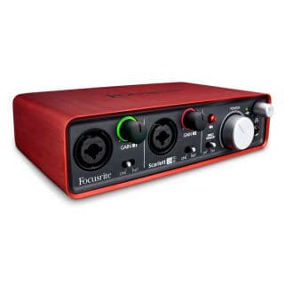 Аудио интерфейс Focusrite Scarlett 2i2