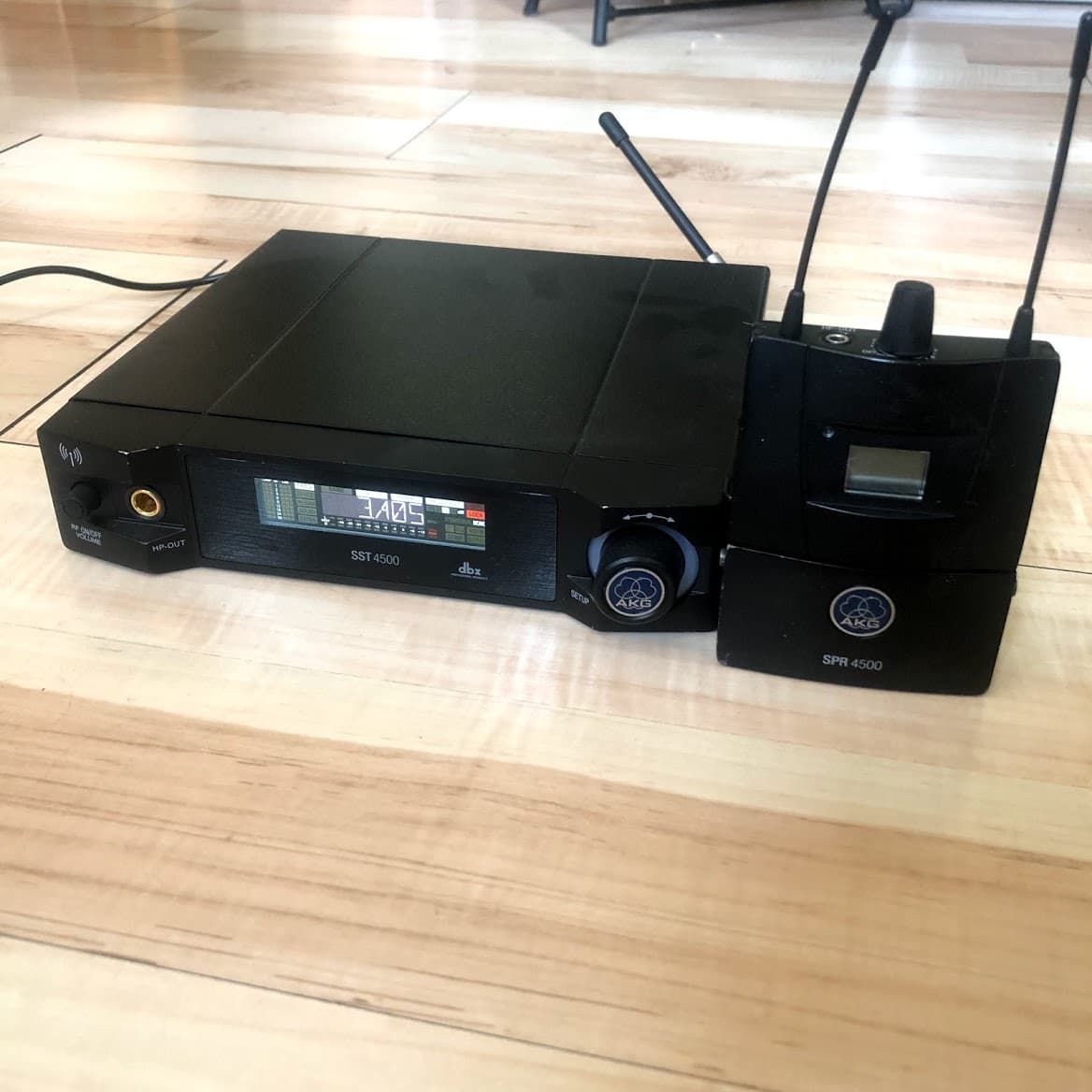 Бездротовий моніторинг AKG IVM4500 Set