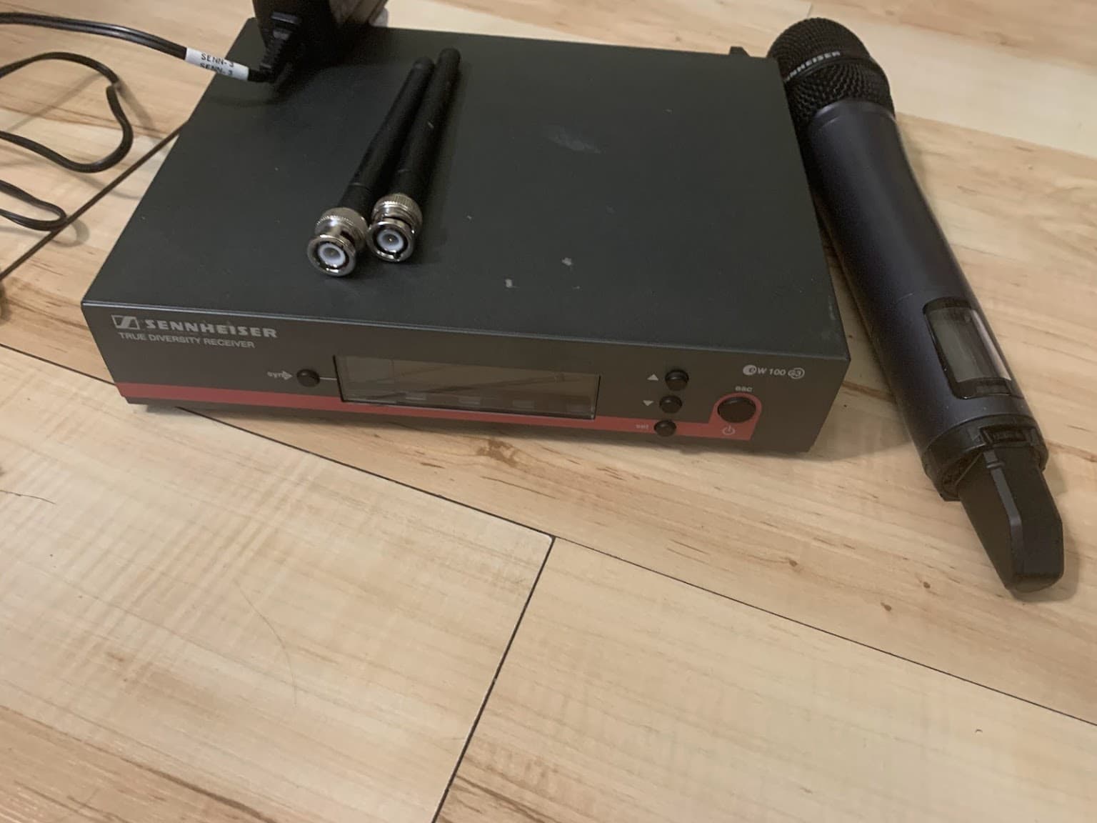Радиосистема Sennheiser ew 135 G3 2