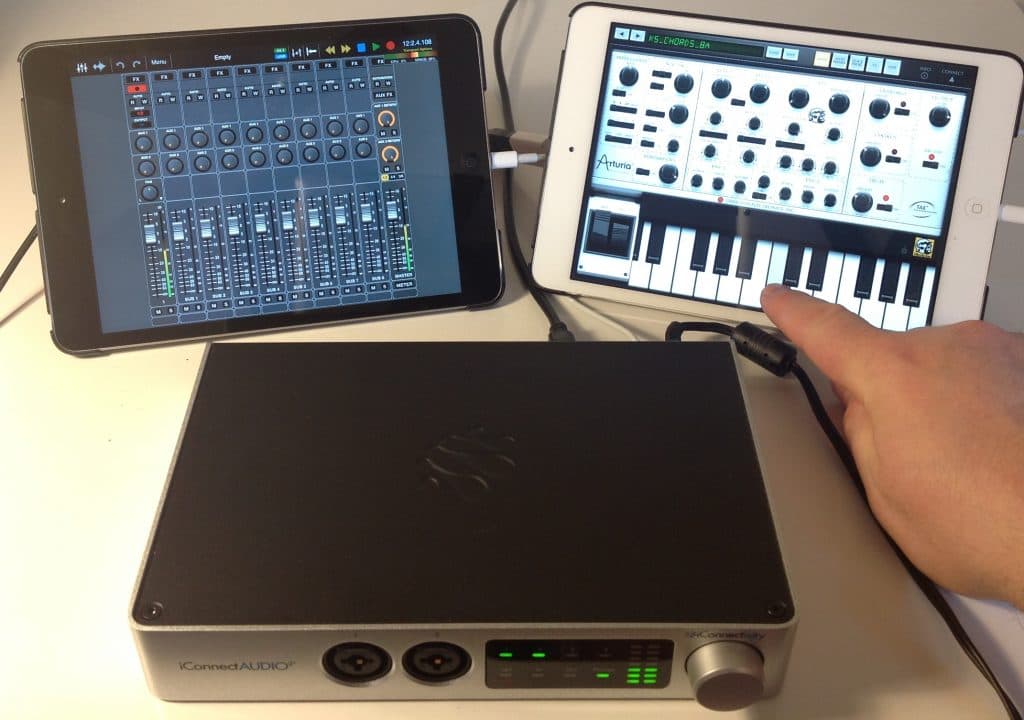 Аудиоинтерфейс iConnectivity iConnectAUDIO2+ 2