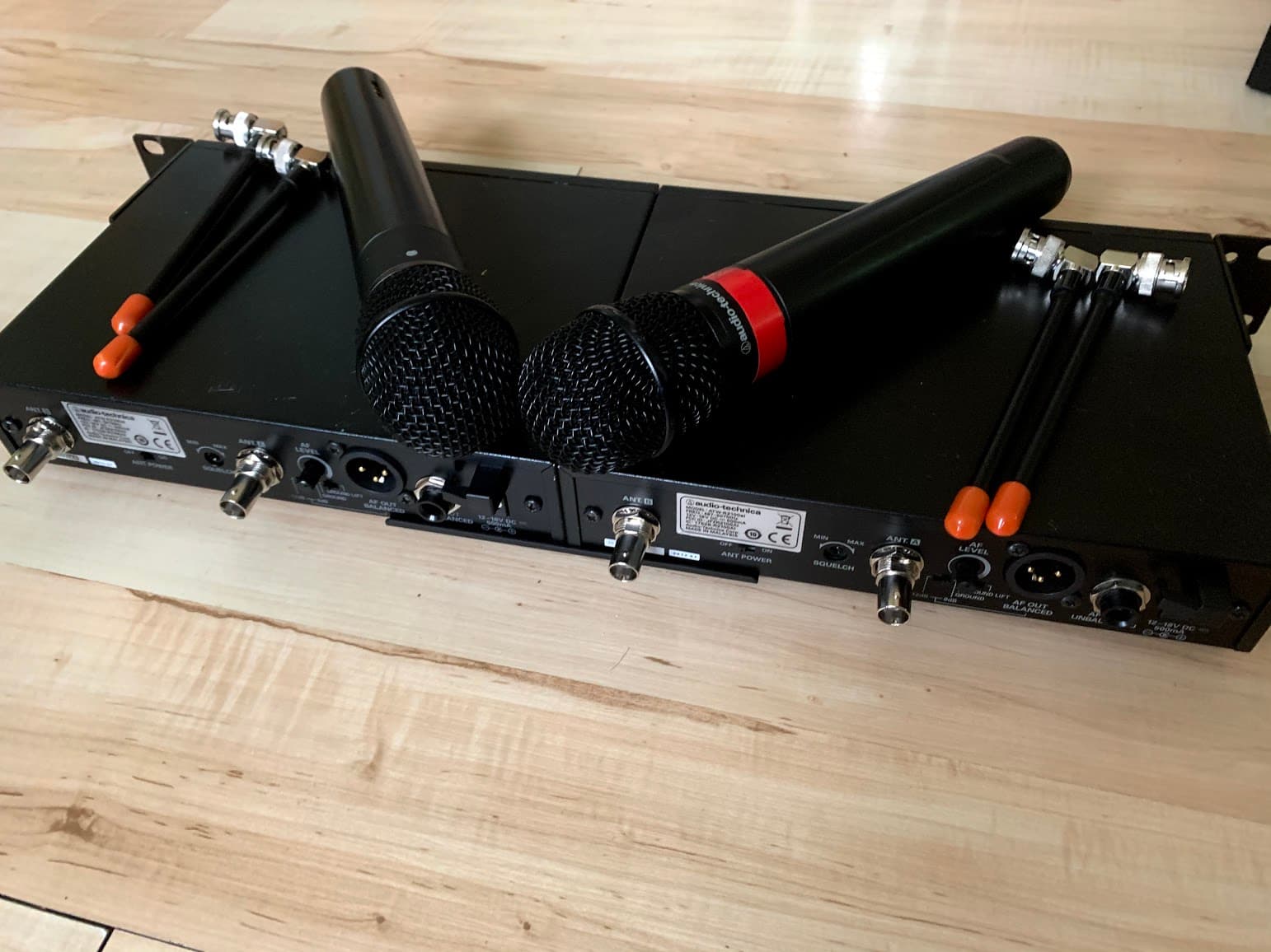 Радиосистема Audio-Technica ATW-2120b 2