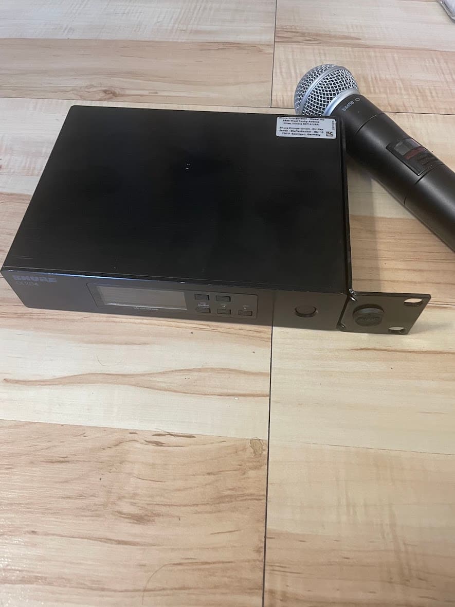 Цифровая радиосистема Shure QLXD24 SM58 7