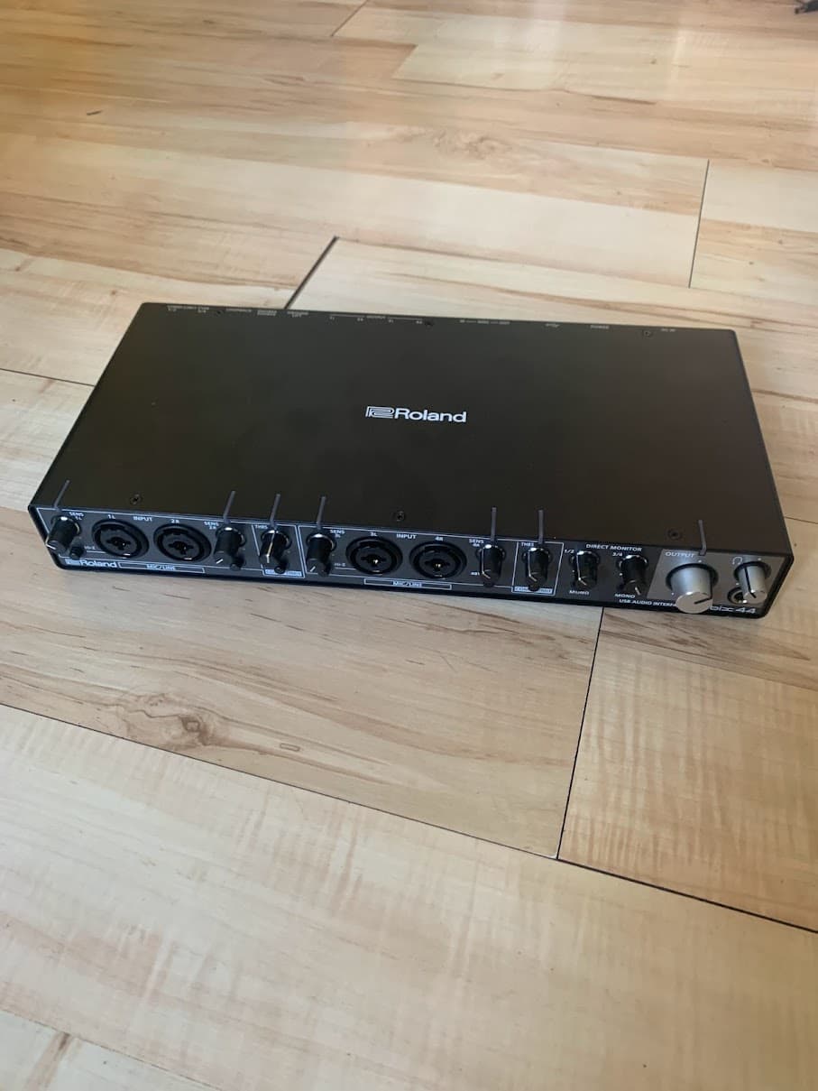 Аудіоінтерфейс Roland Rubix 44