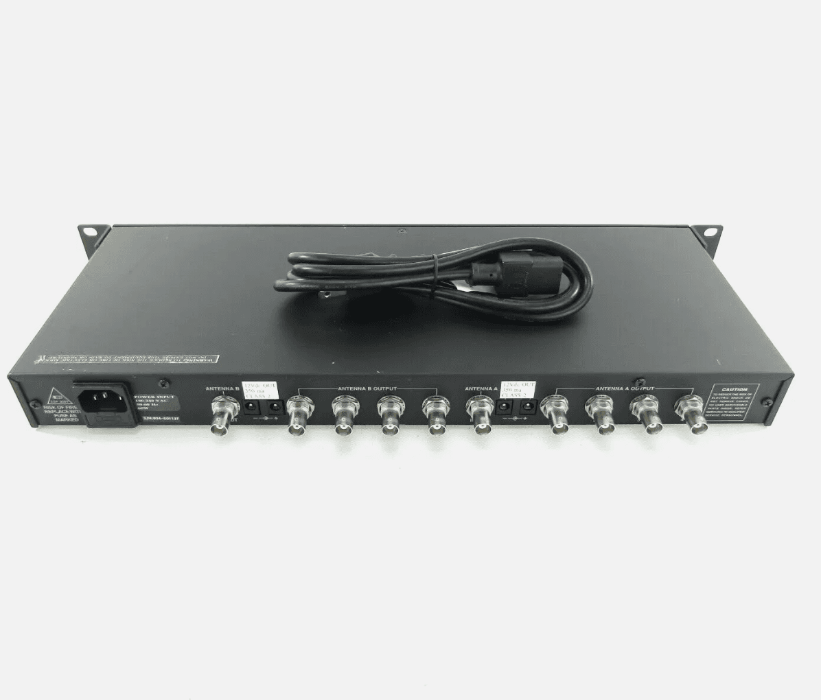 Антенный сплиттер Audio-Technica ATW D70 (450-960МГц) 2