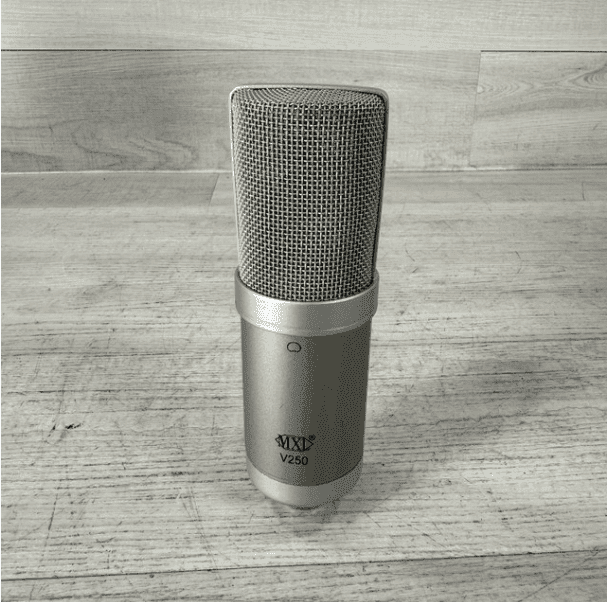 Студійний мікрофон MXL V250