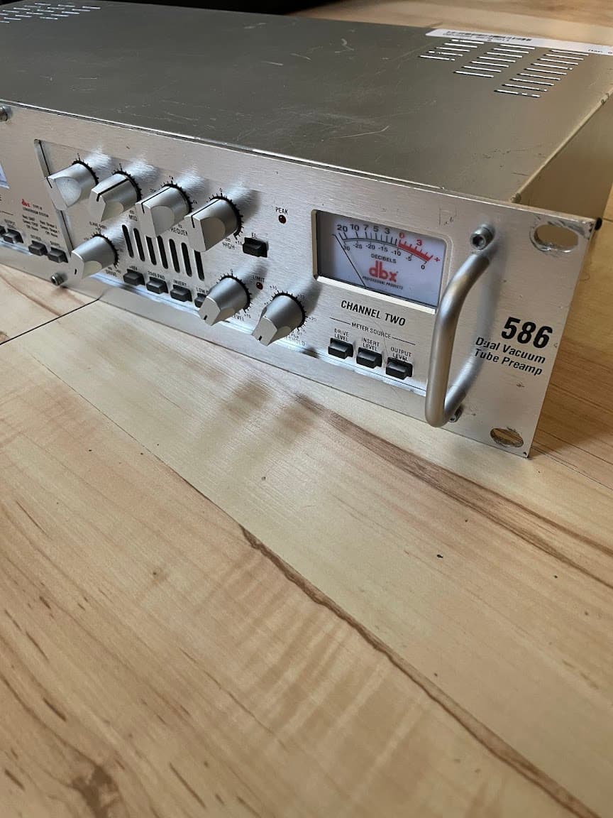 2 канальный ламповый преамп DBX 586 2
