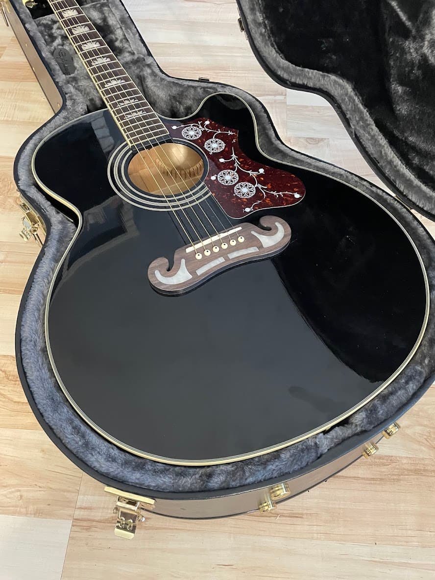 Електро-акустична гітара Epiphone EJ-200Ce Bk Gld 10