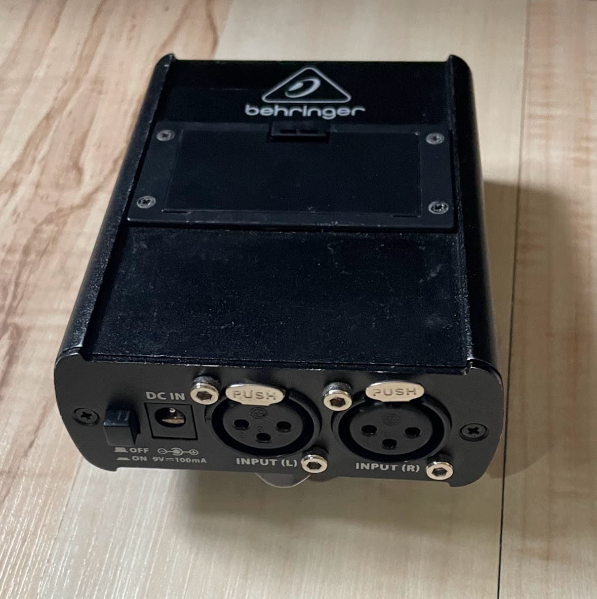 Усилитель ушного мониторинга Behringer POWERPLAY P1 2