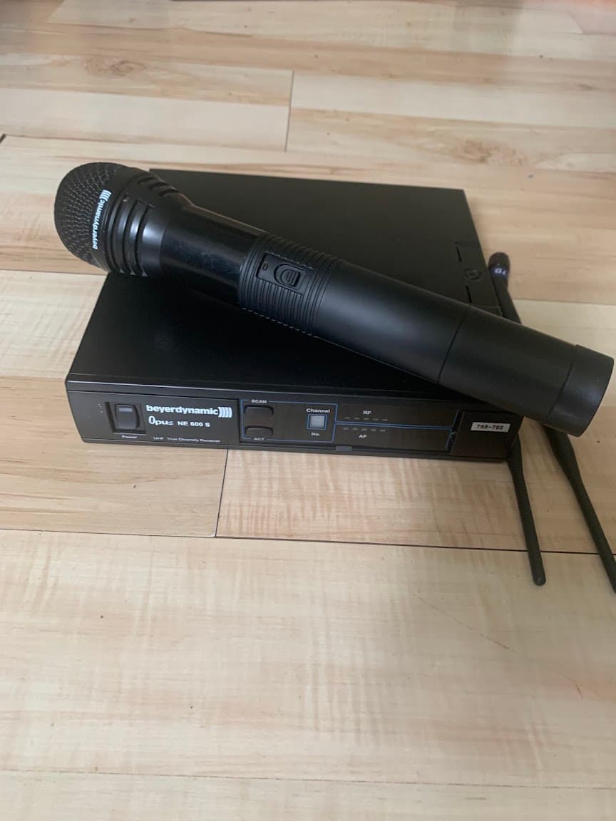 Радиосистема Beyerdynamic OPUS 660 Set