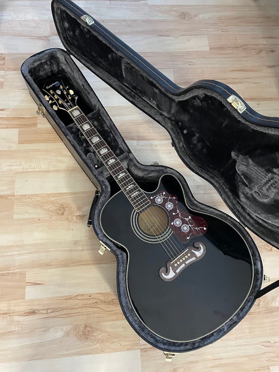 Електро-акустична гітара Epiphone EJ-200Ce Bk Gld